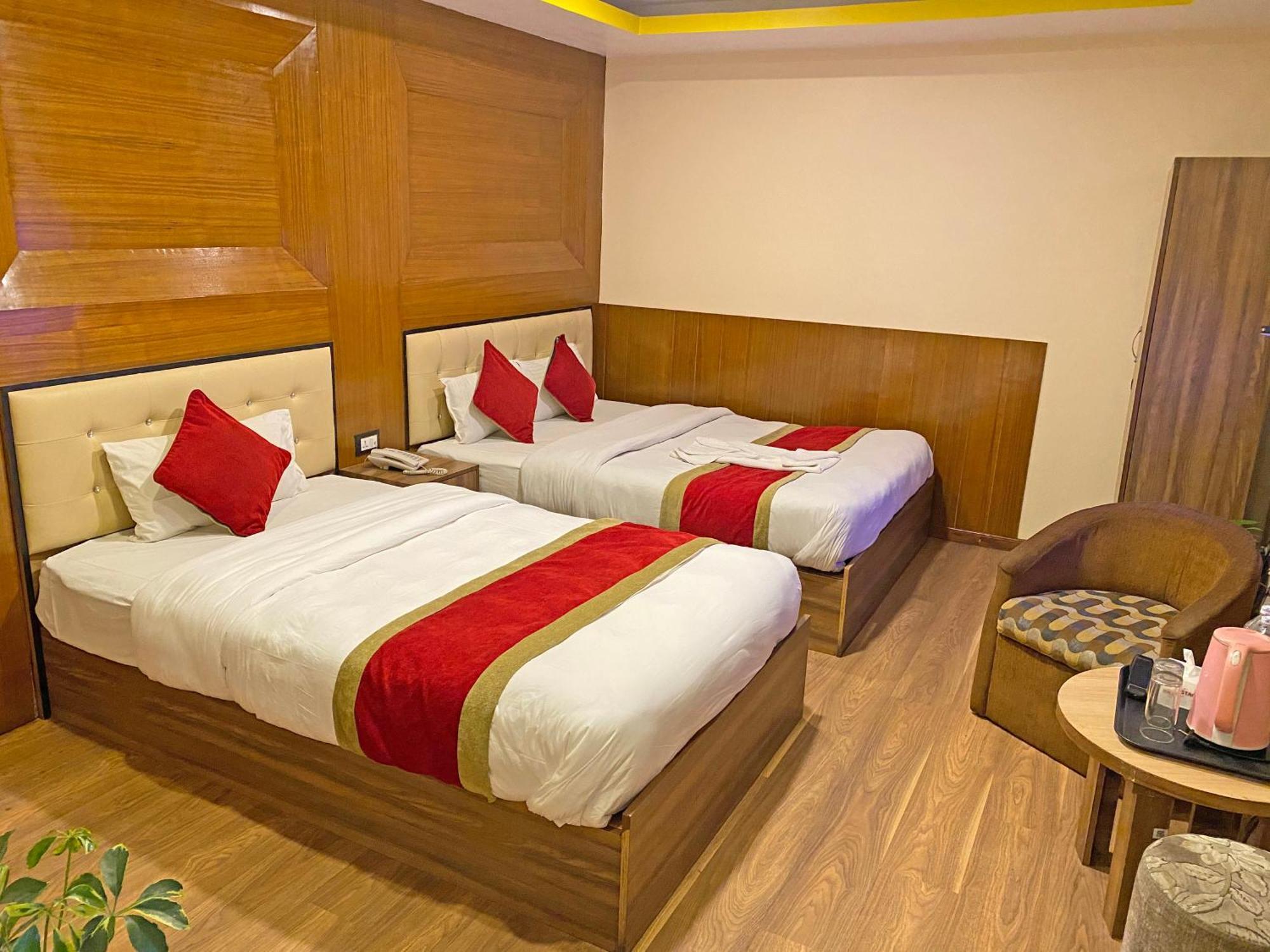 Hotel Airport Holiday Katmandu Eksteriør billede