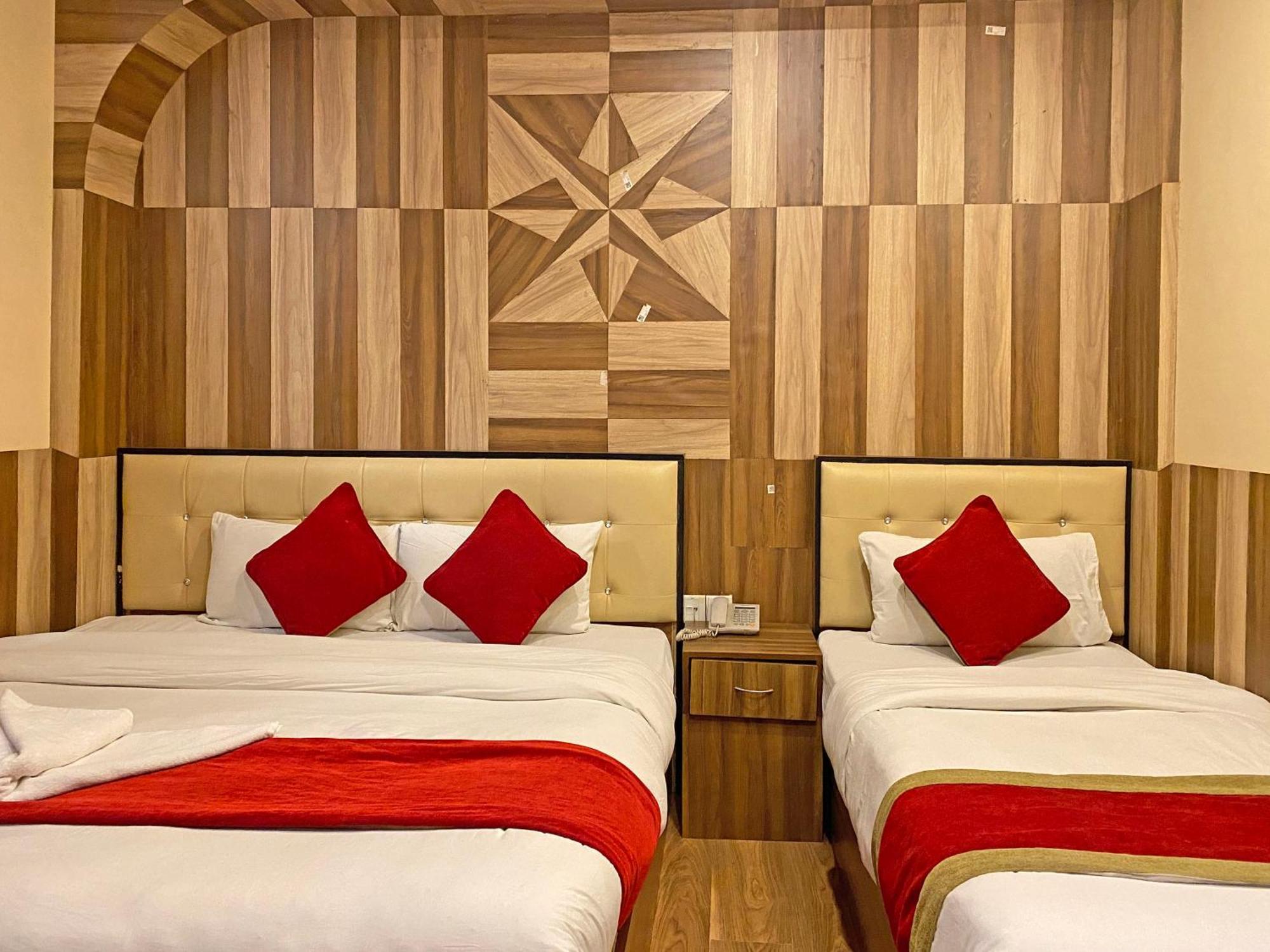 Hotel Airport Holiday Katmandu Eksteriør billede