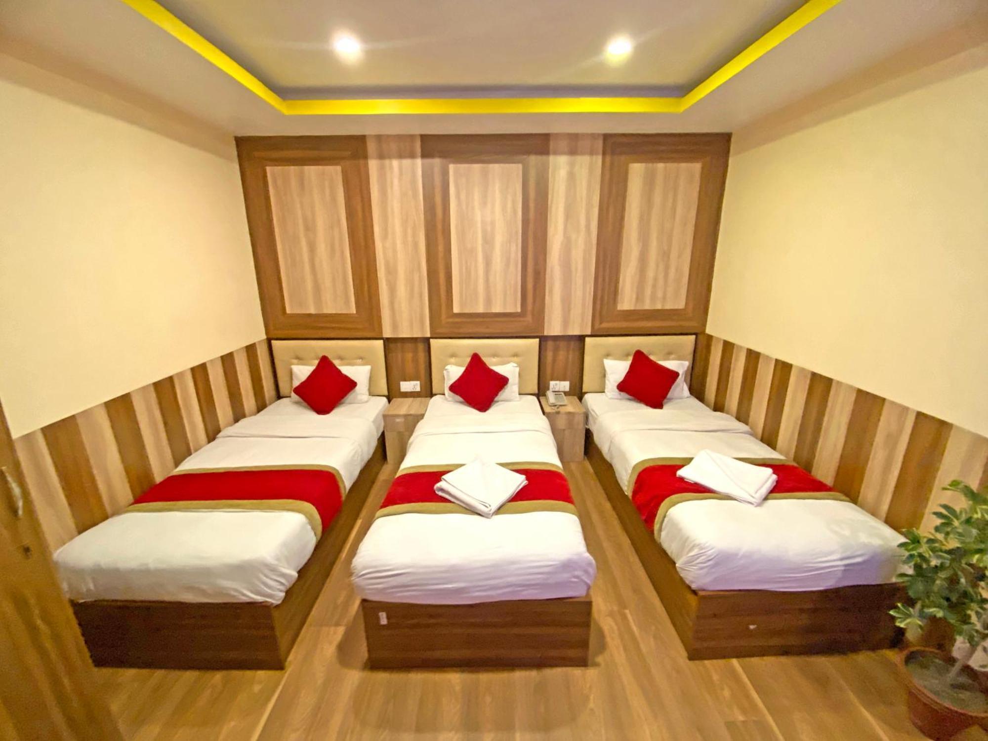 Hotel Airport Holiday Katmandu Eksteriør billede