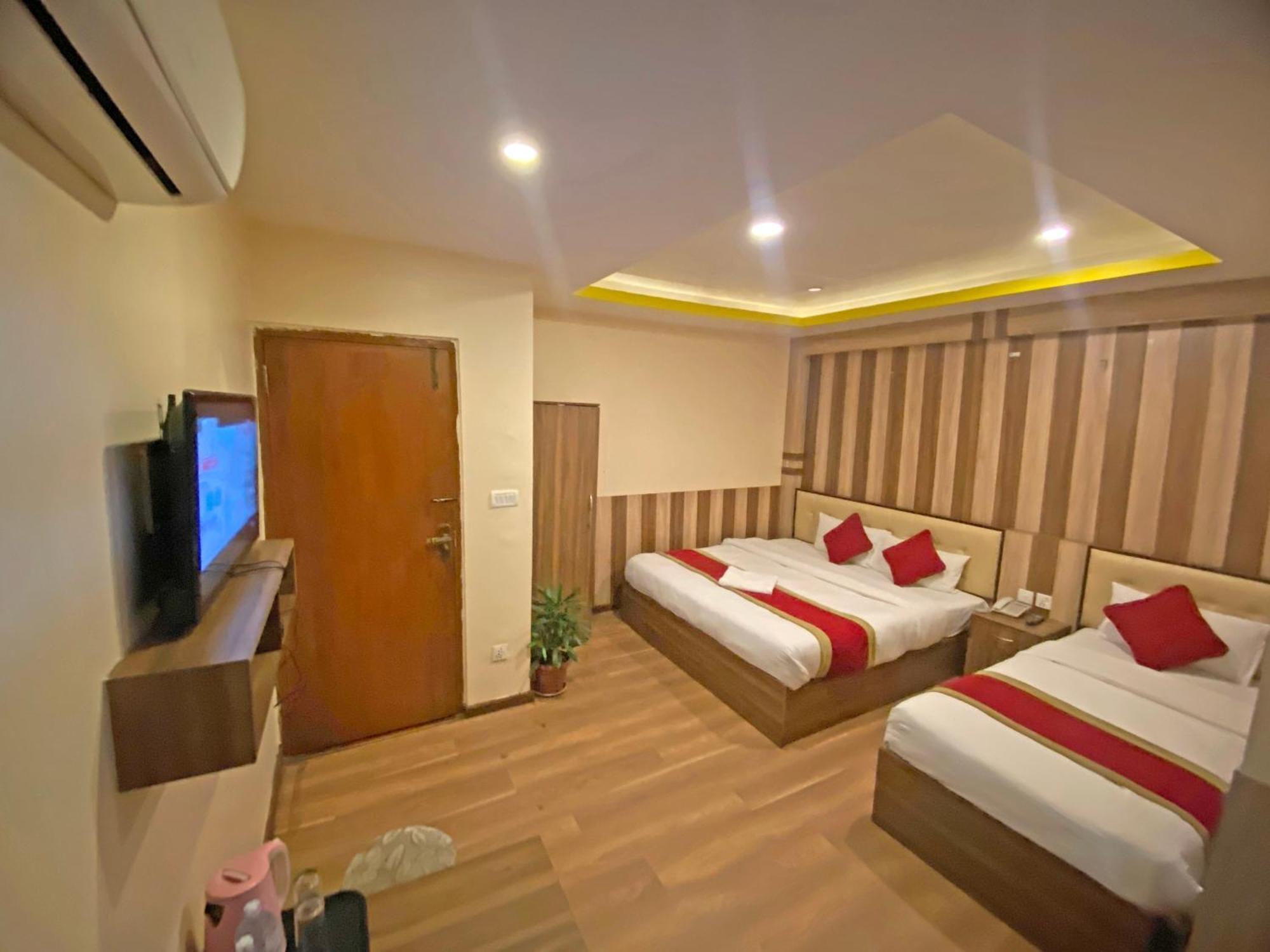 Hotel Airport Holiday Katmandu Eksteriør billede
